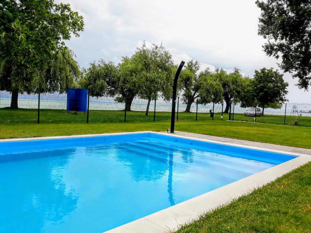 Elegant Apartman Шіофок Екстер'єр фото