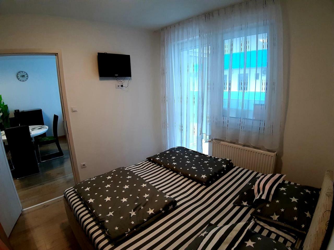 Elegant Apartman Шіофок Екстер'єр фото